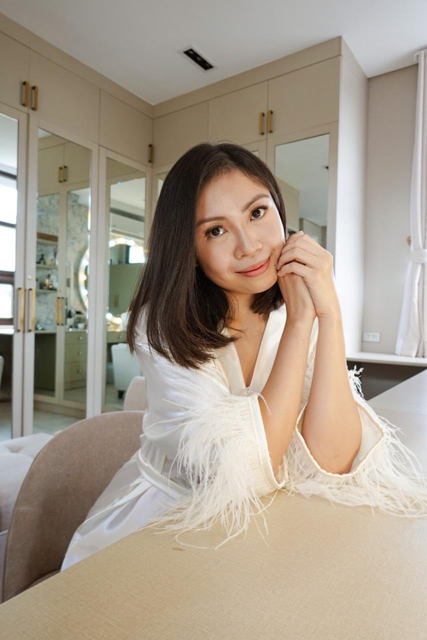 Luna Robe ( local silk )